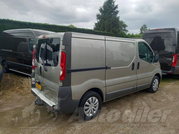 Opel - Vivaro