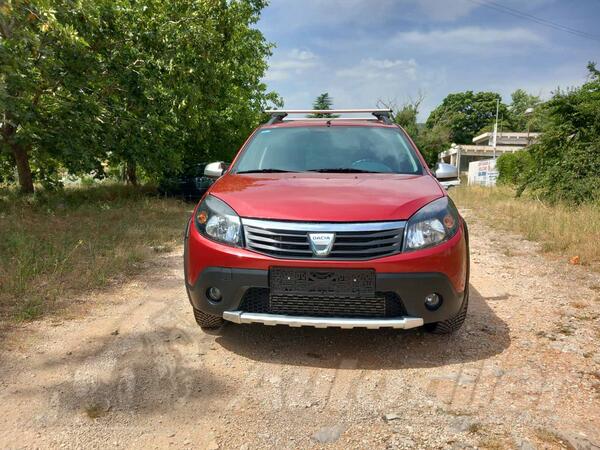 Dacia - Stepway - 1.5 DCI