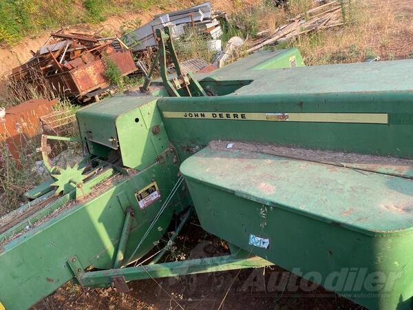 John Deere - 336