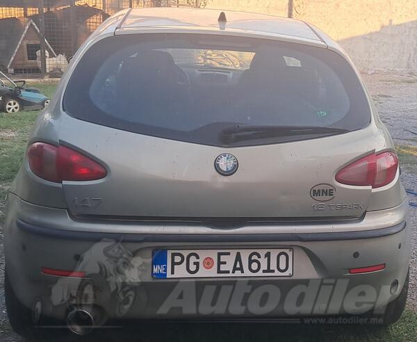 U djelovima Alfa Romeo - 147