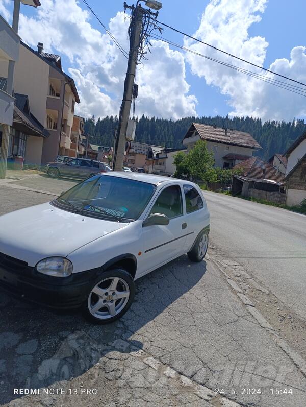 Opel - Corsa - 1.2