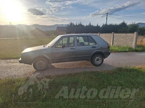 Volkswagen - Golf 2