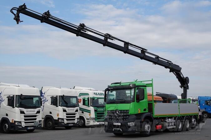 Mercedes Benz - AROCS 3240 8x4 / Ravna Platforma + Kran HIAB