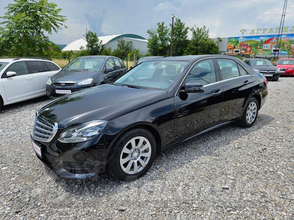 Mercedes Benz - E 200 - 2.2 Cdi