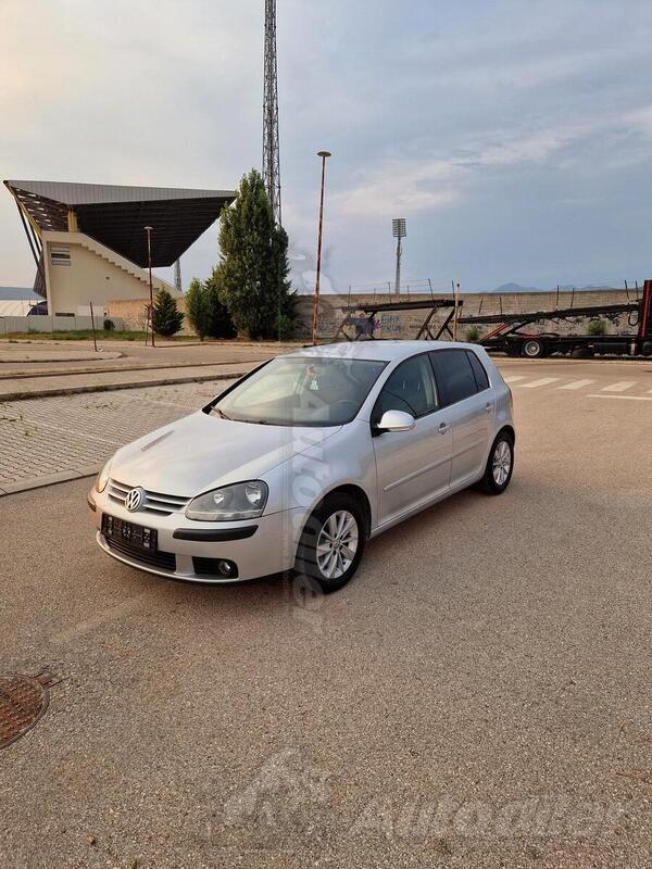 Volkswagen - Golf 5 - 1.9 TDi