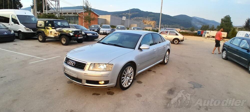 Audi - A8 - 3.7 BENZIN