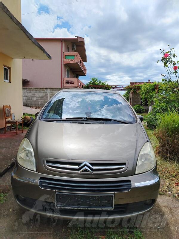 Citroen - Xsara Picasso - 1,6 benzinac