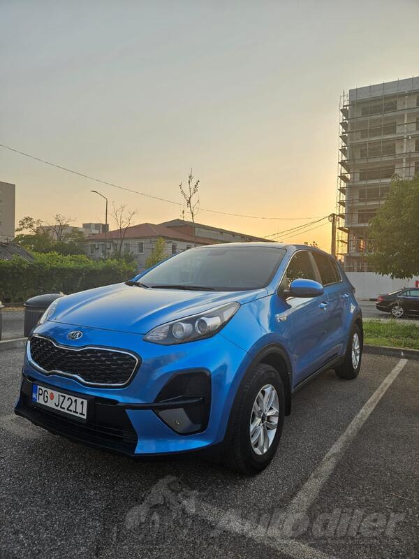 Kia - Sportage - 1,6 benzin