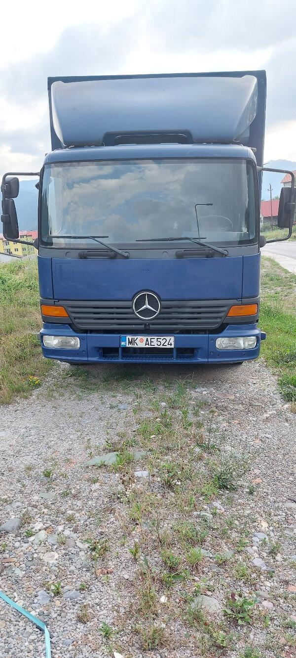 Mercedes Benz - Atego 818