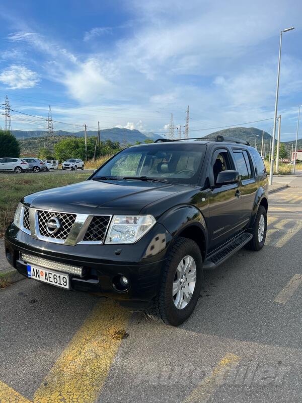 Nissan - Pathfinder - 2.5 dci