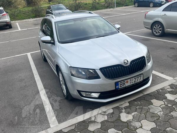 Škoda - Octavia - 1.6