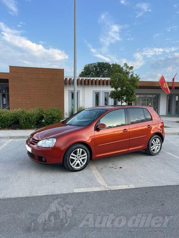 Volkswagen - Golf 5 - 1.9 TDI