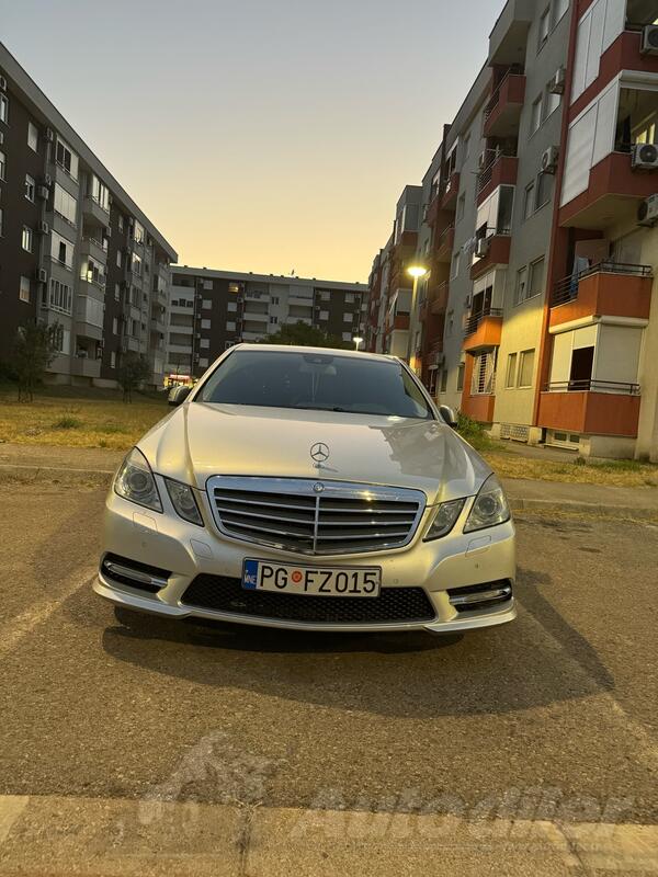 Mercedes Benz - E 220 - 2.2