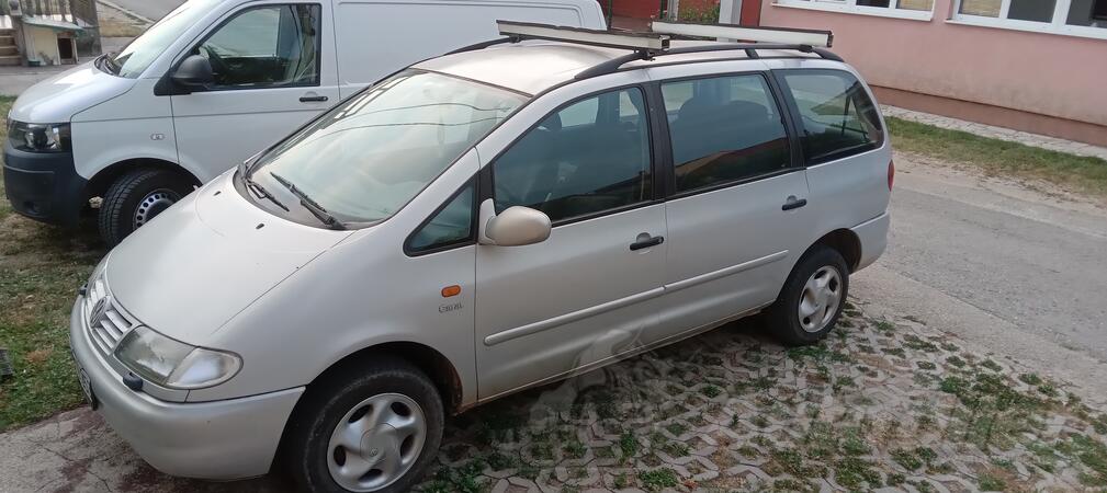 Volkswagen - Sharan - 1.9 tdi