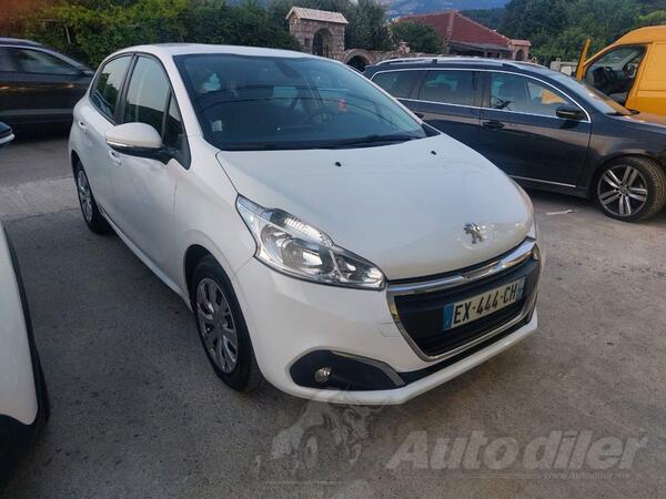 Peugeot - 208 - 1.6 hdi