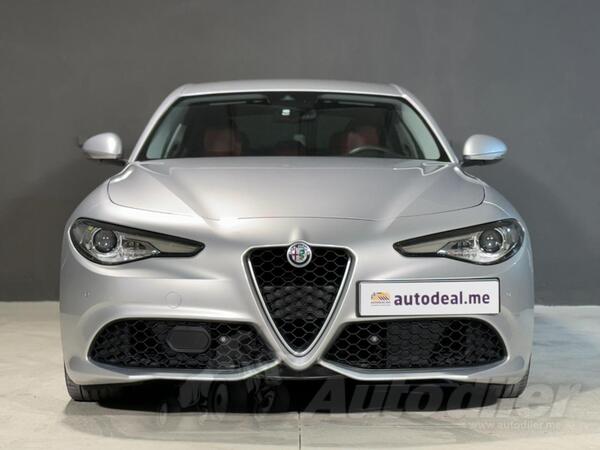 Alfa Romeo - Giulia - VELOCE - 2.2 JTD 180 KS