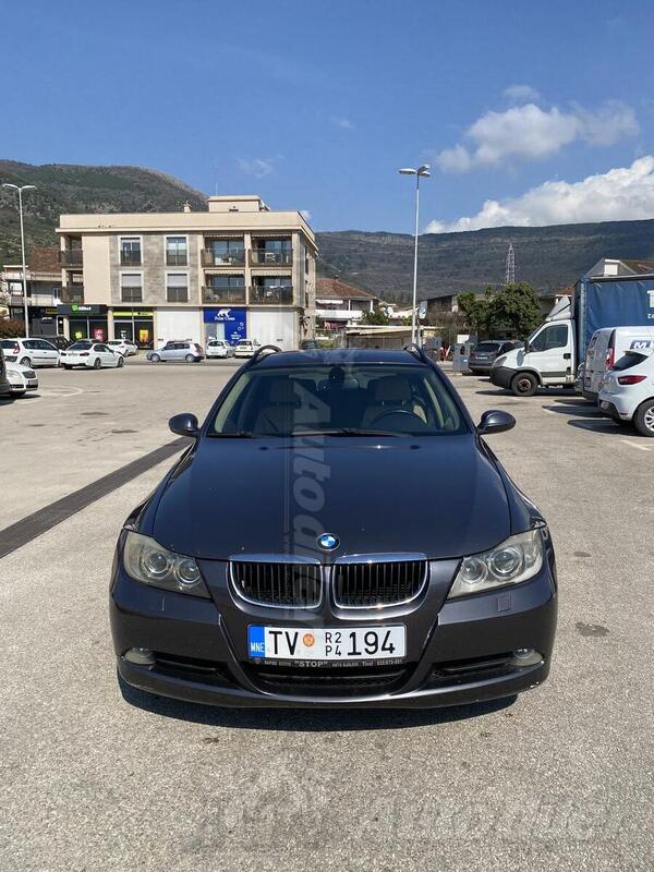 BMW - 320 - D