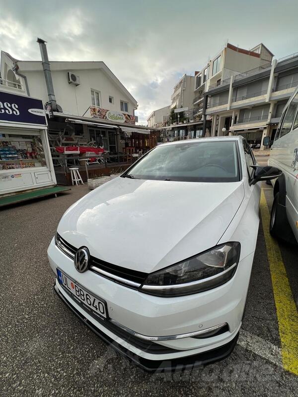 Volkswagen - Golf 7 - 2.0TDI virtual cockpit