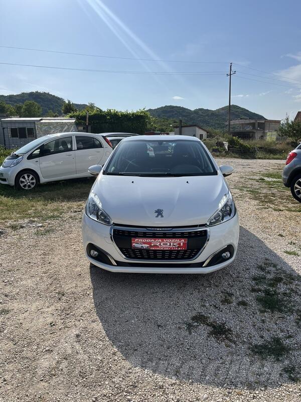 Peugeot - 208 - 1.5HDI.10.2019