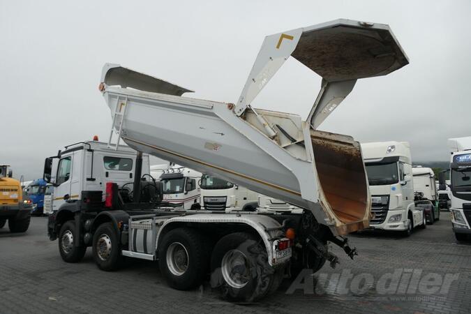 Mercedes Benz - ACTROS 3243 8x4 / Kiper