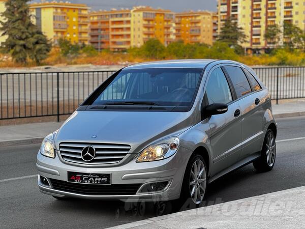 Mercedes Benz - B 180 - 2.0