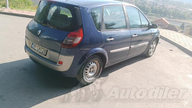 Renault - Scenic