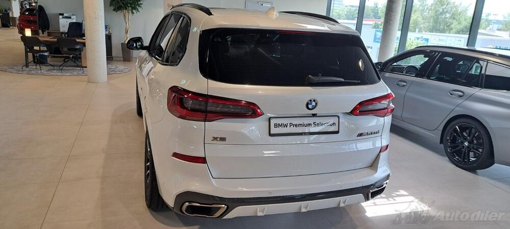 BMW - X5 M50 - M50