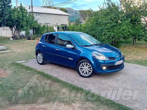 Renault - Clio - 1.5 DCI