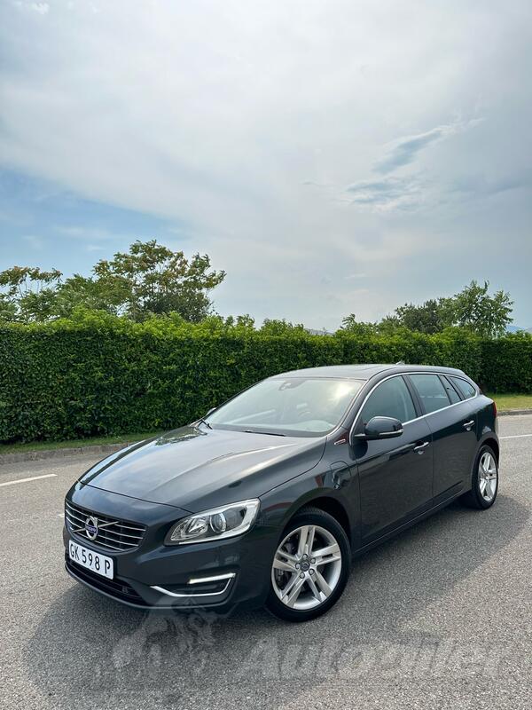 Volvo - V60 - PLUG-IN-HYBRID