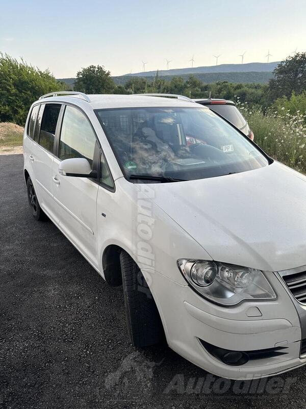 Volkswagen - Touran - 2.0