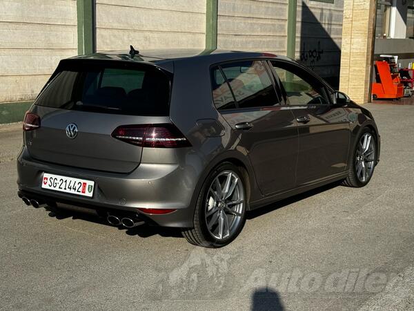 Volkswagen - Golf 7 - R