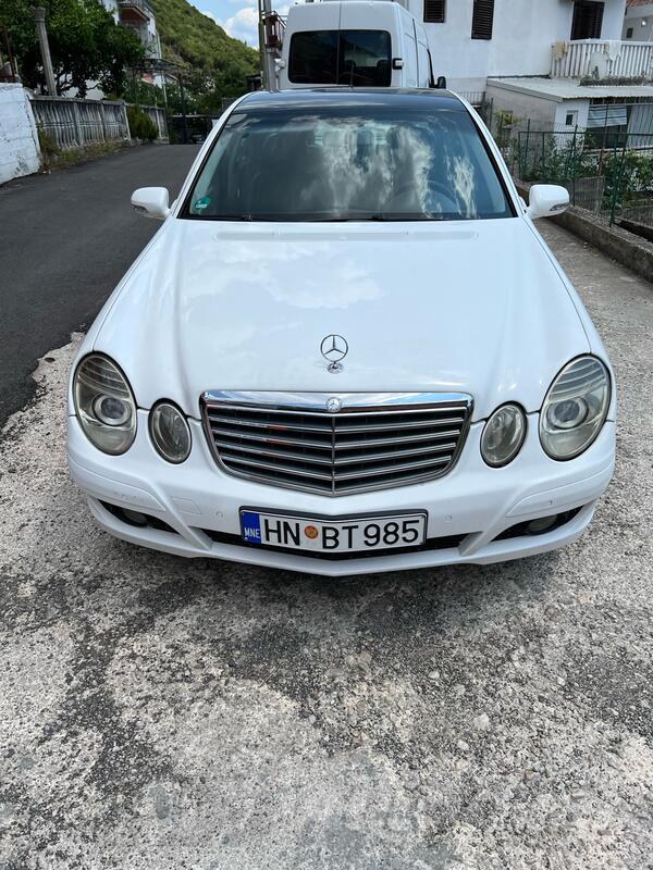 Mercedes Benz - E 200 - E 200 cdi