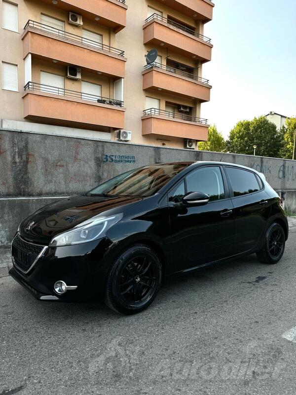 Peugeot - 208 - 1.4