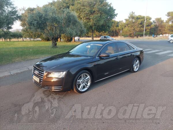 Audi - A8 - 4.2