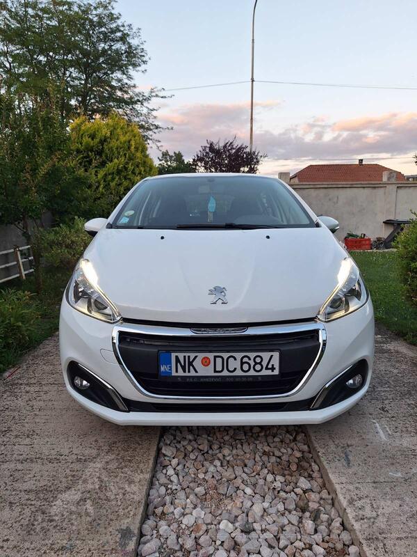 Peugeot - 208 - 1.6 hdi