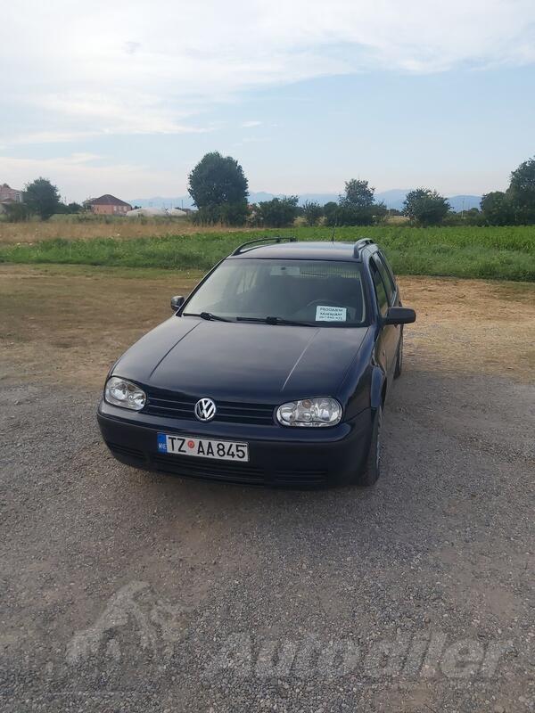 Volkswagen - Golf 4