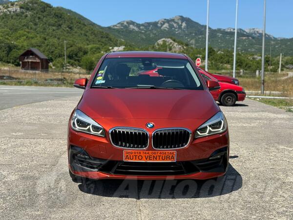 BMW - 218 Active Tourer - 09.2019.g/Automatik