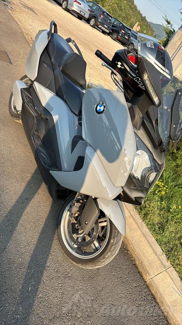 BMW - C650GT