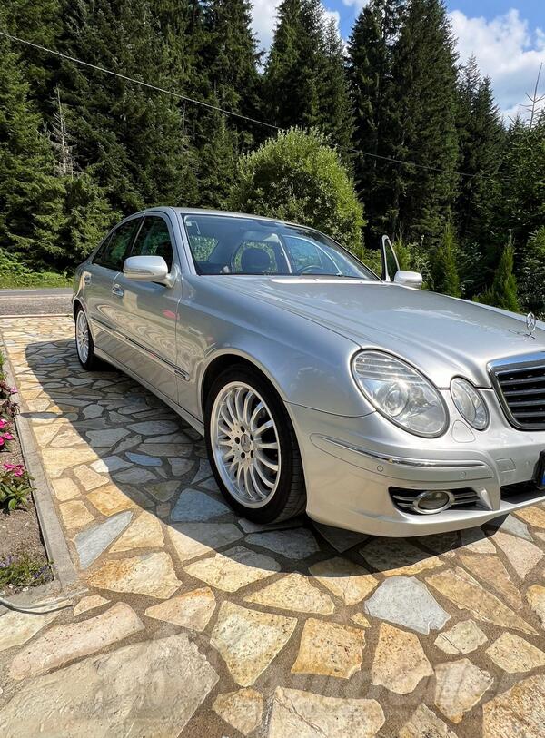 Mercedes Benz - E 220 - E220 CDI