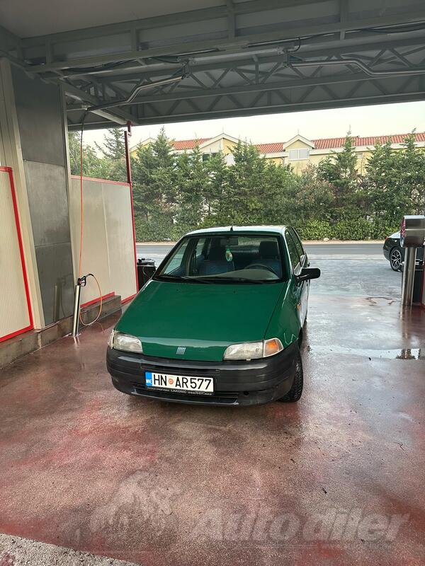 Fiat - Punto - 1.7 suvi dizel   46kw