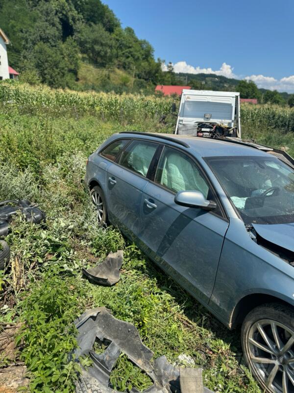 Audi - A4 2.0 125 kw in parts