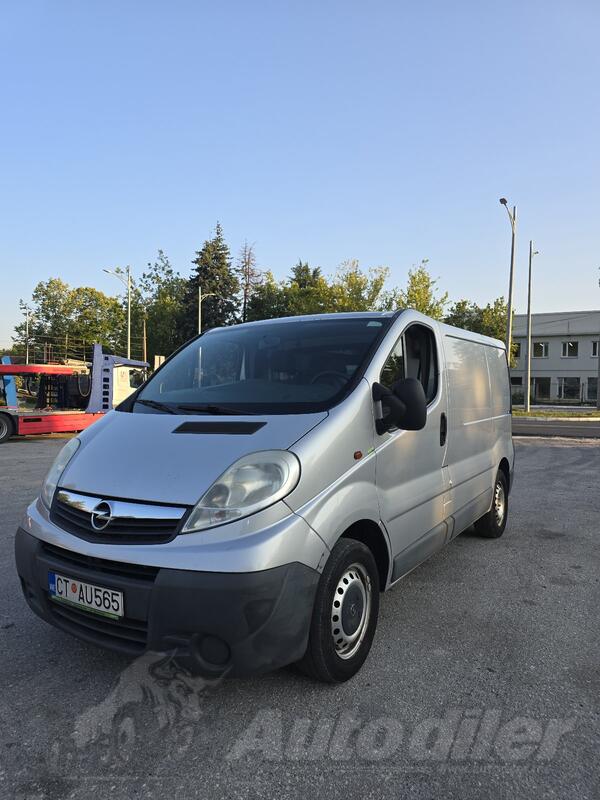 Opel - VIVARO