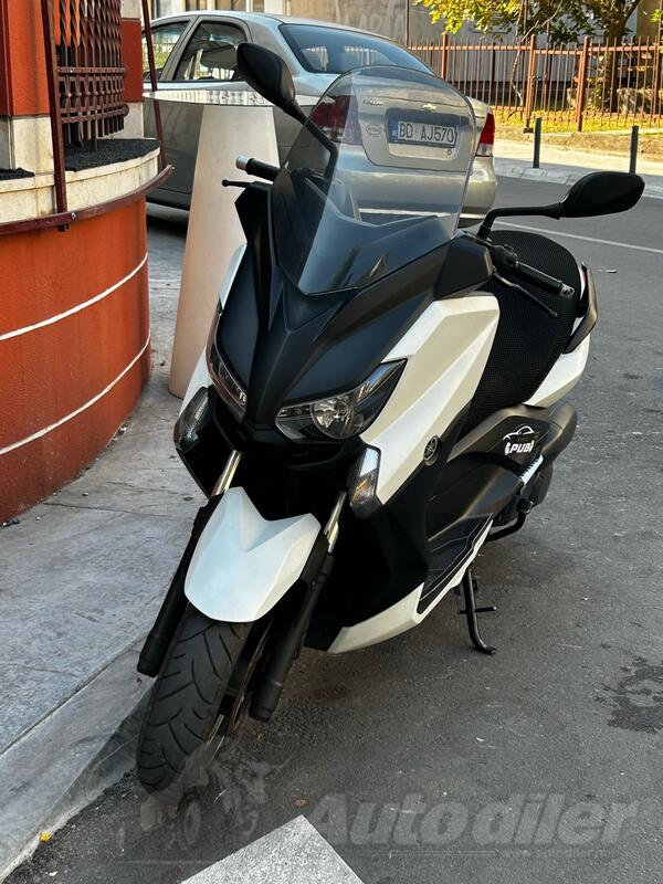 Yamaha - X Max