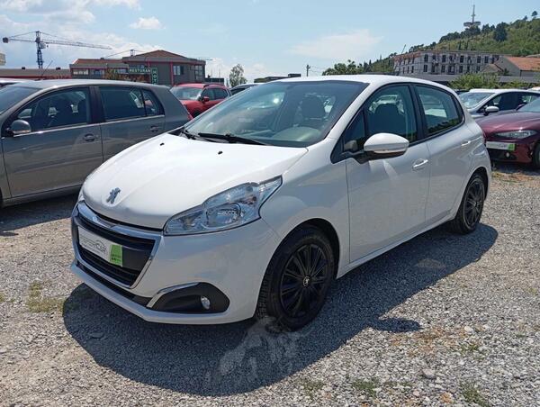 Peugeot - 208 - 1.6HDI