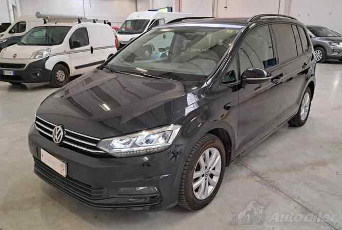 Volkswagen - Touran - DSG 1.6 TDI