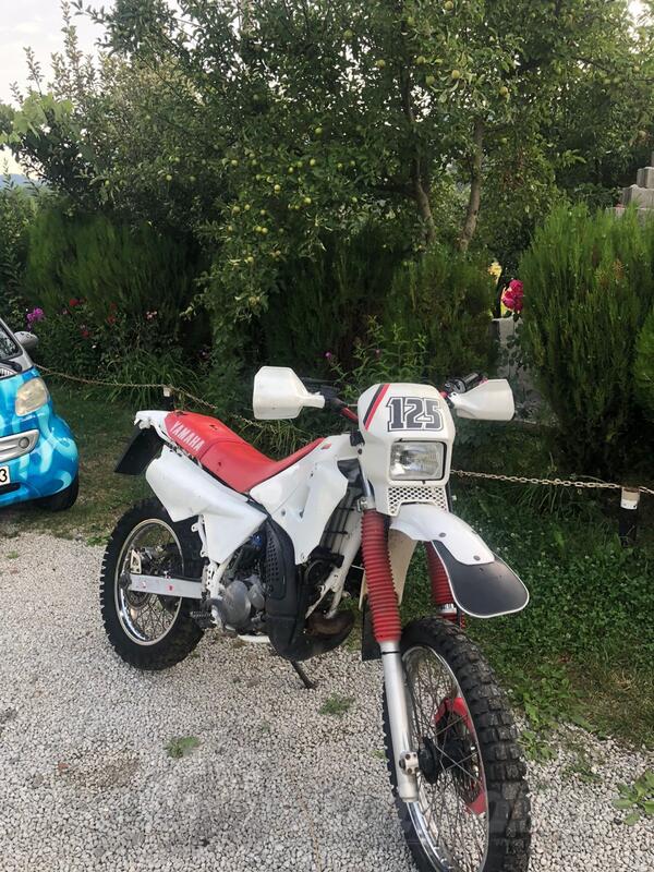 Yamaha - DT 125