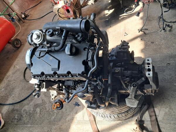 Engine for Cars - Volkswagen - Golf 5    - 2005, 2004