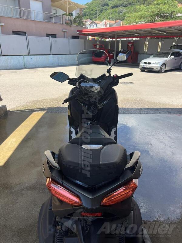 Yamaha - X-max 400