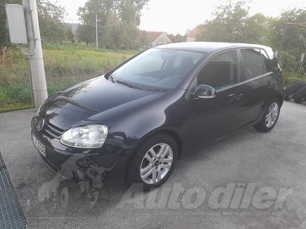 Volkswagen - Golf 5 - 1.9 TDI