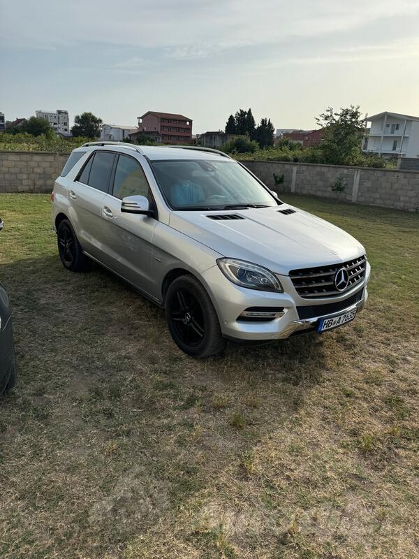 Mercedes Benz - ML 250 - W166